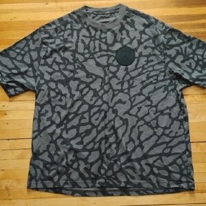 Jordan Gray Abstract Short Sleeve Tee